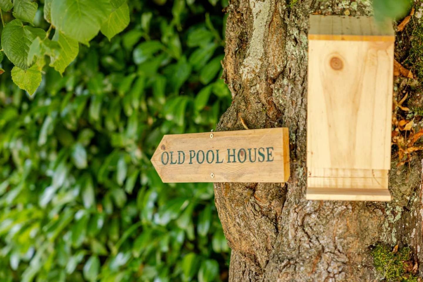 Apartamento Granby Estate The Old Pool House Bradford-On-Avon Exterior foto